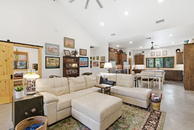 114 Bear Cat Court, Alvord, TX 76225