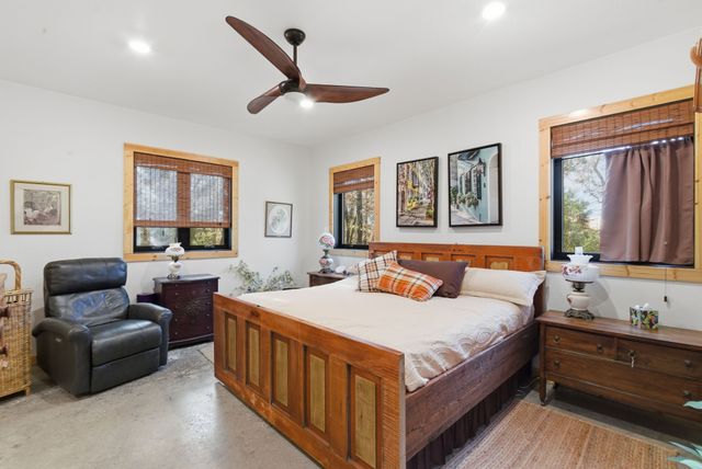 114 Bear Cat Court, Alvord, TX 76225