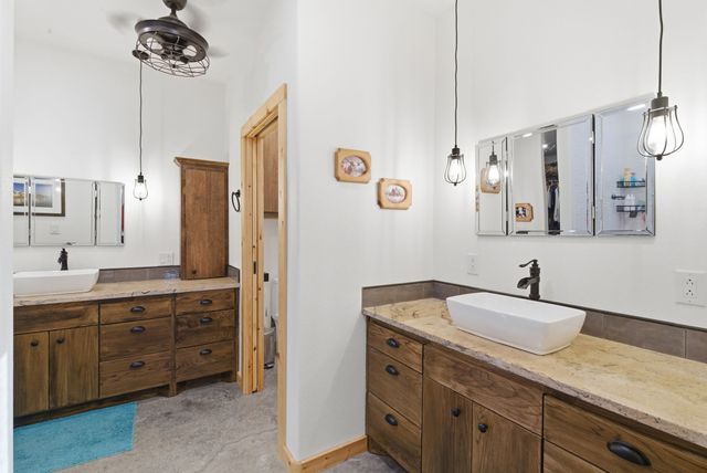 114 Bear Cat Court, Alvord, TX 76225