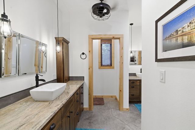 114 Bear Cat Court, Alvord, TX 76225