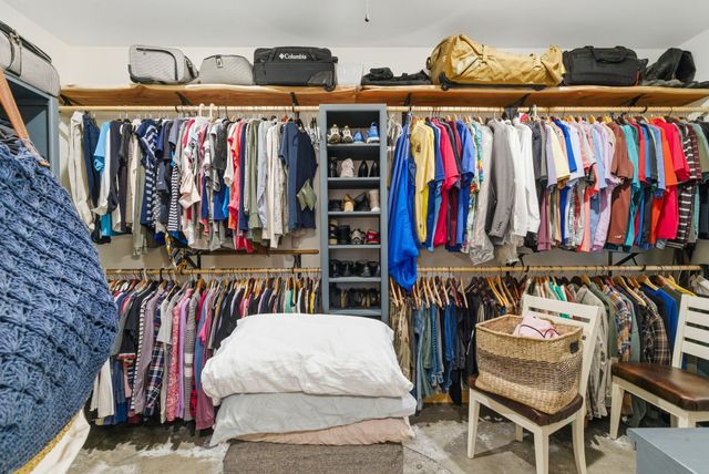 114 Bear Cat Court, Alvord, TX 76225