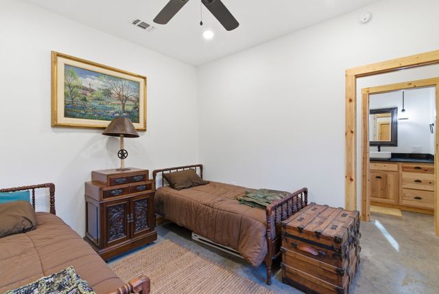 114 Bear Cat Court, Alvord, TX 76225