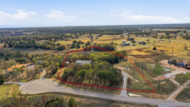 114 Bear Cat Court, Alvord, TX 76225
