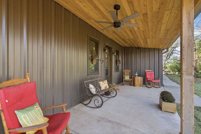 114 Bear Cat Court, Alvord, TX 76225