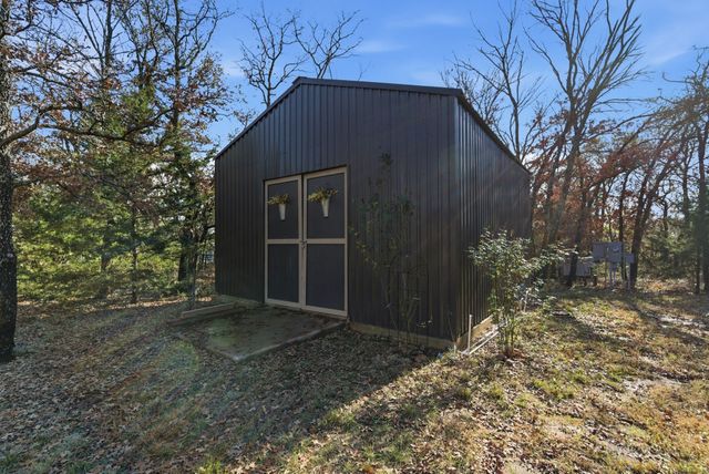 114 Bear Cat Court, Alvord, TX 76225