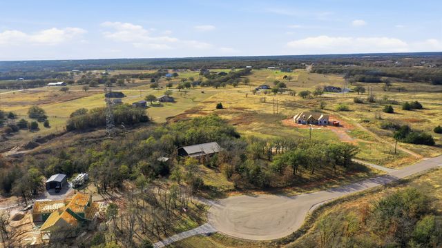 114 Bear Cat Court, Alvord, TX 76225