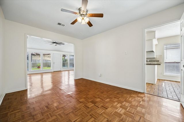 1903 Mustang Springs Drive, Missouri City, TX 77459