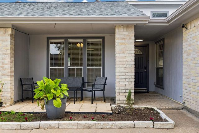1903 Mustang Springs Drive, Missouri City, TX 77459