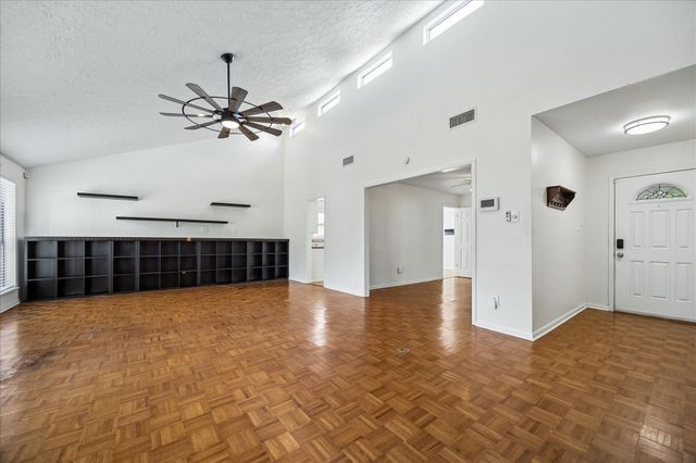 1903 Mustang Springs Drive, Missouri City, TX 77459