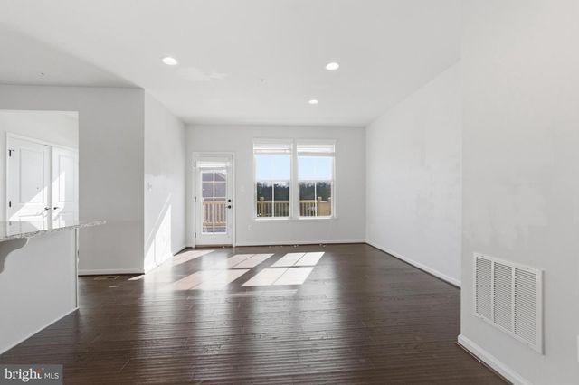 433 MARIANNA DR, Millersville, MD 21108