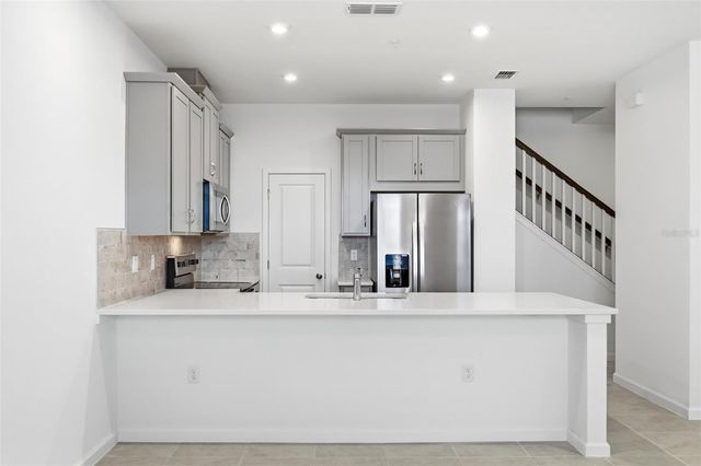 10047 GAZEBO ALLEY, Orlando, FL 32832