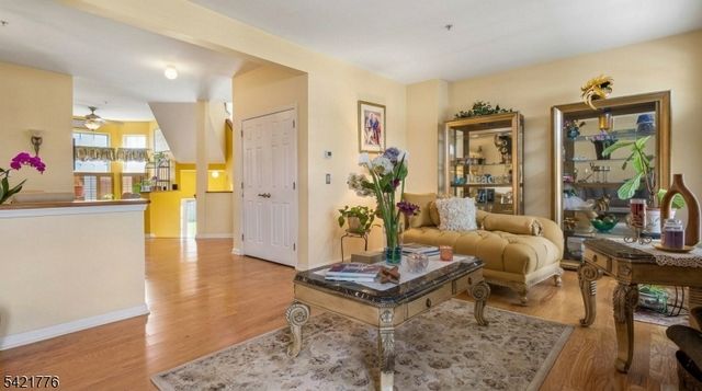 1166 New Brunswick Ave 404, Rahway City, NJ 07065
