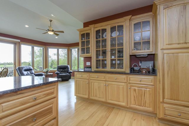 S103W22145 Kelsey AVENUE, Big Bend, WI 53103