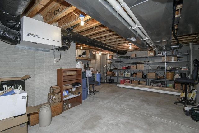 S103W22145 Kelsey AVENUE, Big Bend, WI 53103