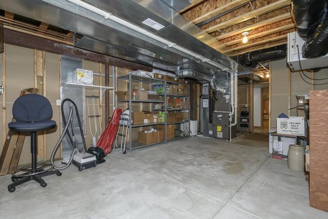 S103W22145 Kelsey AVENUE, Big Bend, WI 53103