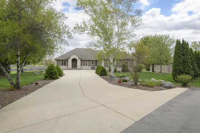 S103W22145 Kelsey AVENUE, Big Bend, WI 53103