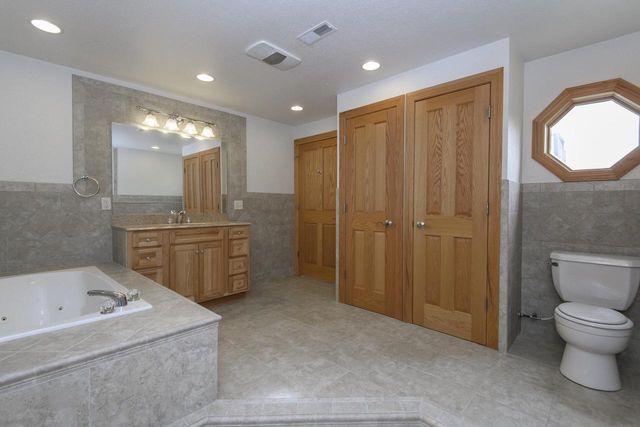 S103W22145 Kelsey AVENUE, Big Bend, WI 53103