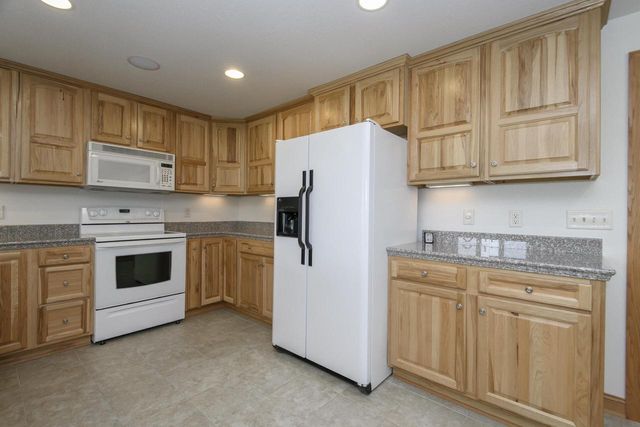 S103W22145 Kelsey AVENUE, Big Bend, WI 53103