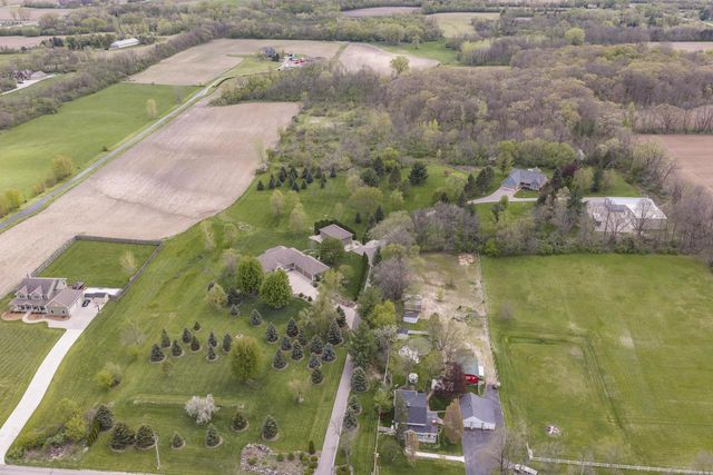 S103W22145 Kelsey AVENUE, Big Bend, WI 53103