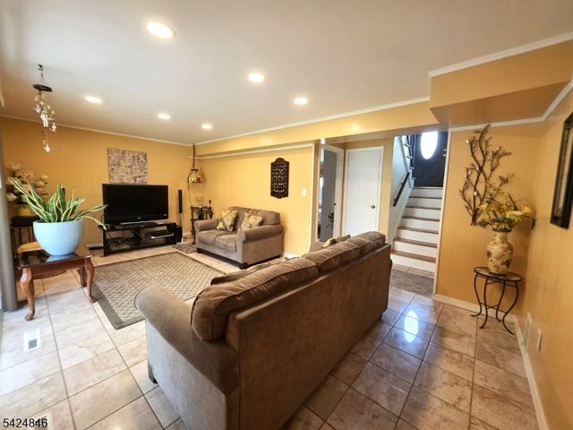 258 N Gaston Ave, Somerville Boro, NJ 08876