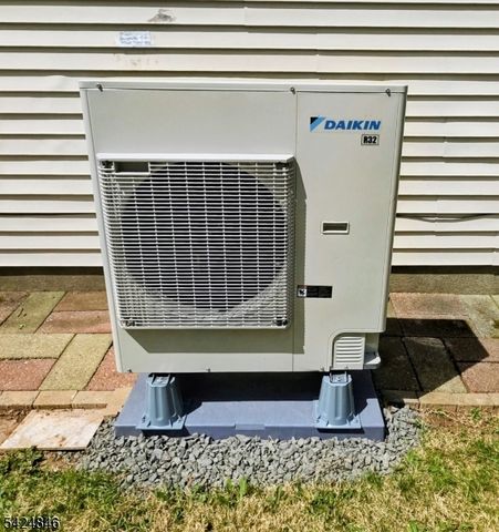 258 N Gaston Ave, Somerville Boro, NJ 08876