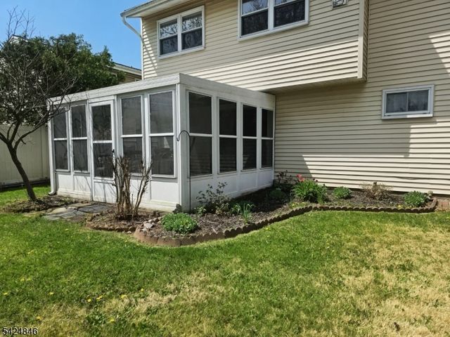 258 N Gaston Ave, Somerville Boro, NJ 08876