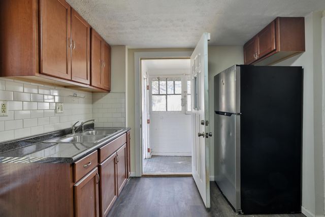 1562 Myrtle Avenue, Columbus, OH 43211