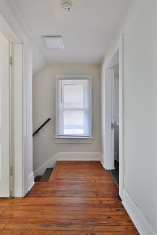 1562 Myrtle Avenue, Columbus, OH 43211