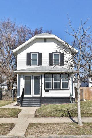 1562 Myrtle Avenue, Columbus, OH 43211