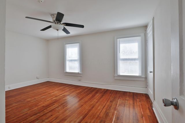 1562 Myrtle Avenue, Columbus, OH 43211