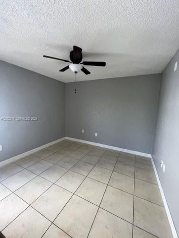 4400 W 16th Avenue 432, Hialeah, FL 33012