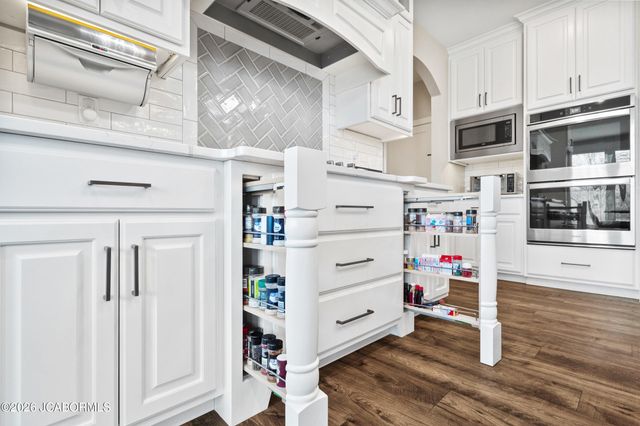 4530 STONINGTON COURT, Columbia, MO 65203