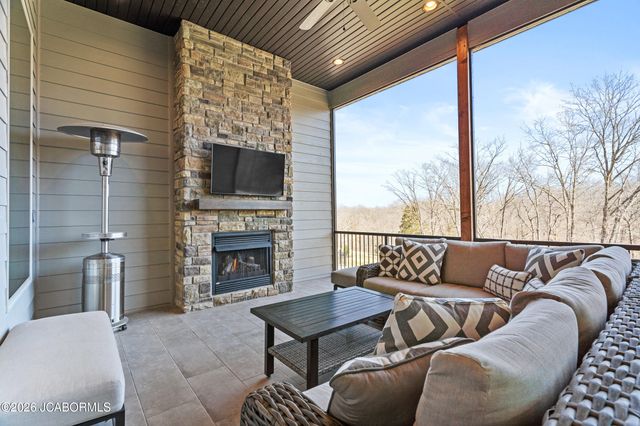 4530 STONINGTON COURT, Columbia, MO 65203