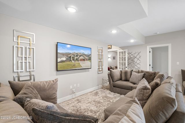 4530 STONINGTON COURT, Columbia, MO 65203