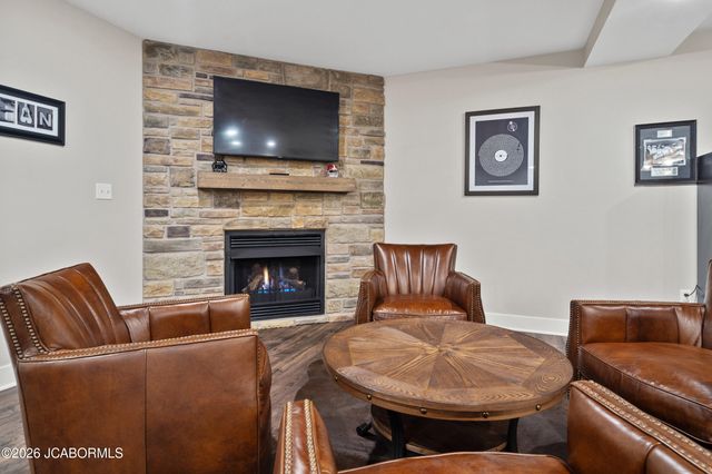 4530 STONINGTON COURT, Columbia, MO 65203