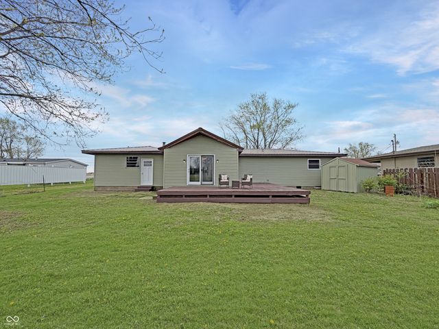 602 E Pike Street, Kirklin, IN 46050