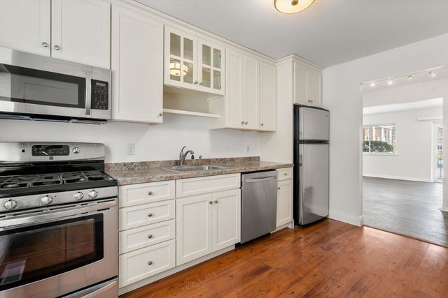 12 Bayberry Dr 2, Sharon, MA 02067