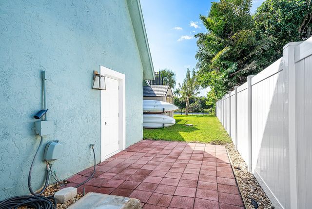 1508 Cormorant Road, Delray Beach, FL 33444