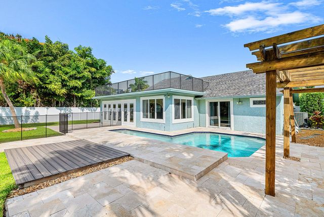 1508 Cormorant Road, Delray Beach, FL 33444