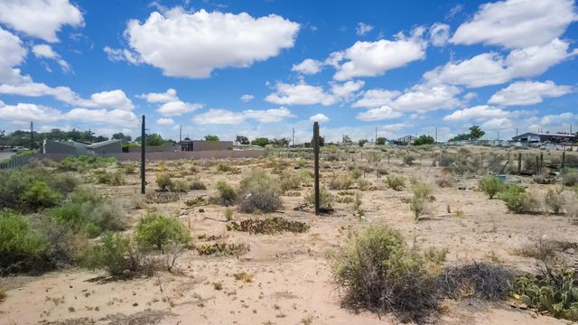 2619 Kelly Road SW, Albuquerque, NM 87105