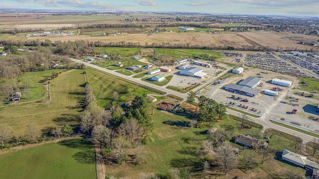 1981 HWY 63, Hoxie, AR 72433