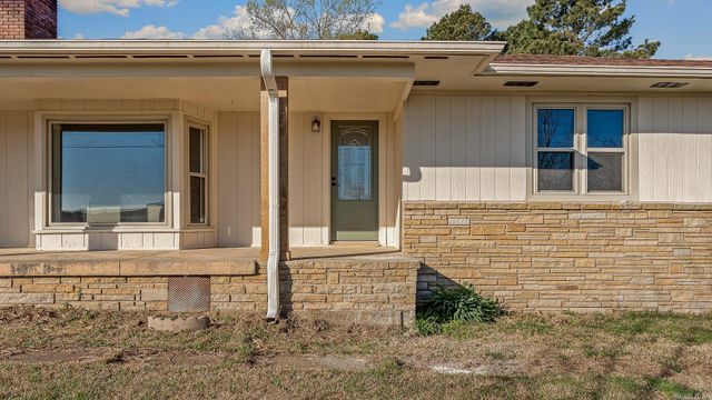 1981 HWY 63, Hoxie, AR 72433