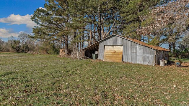 1981 HWY 63, Hoxie, AR 72433