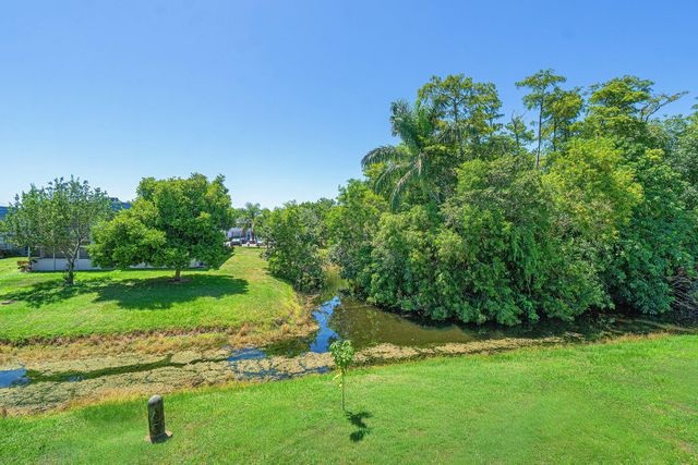 566 Saxony L, Delray Beach, FL 33446
