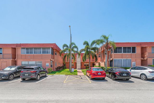 566 Saxony L, Delray Beach, FL 33446