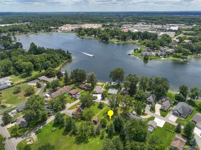 Lot 3 Elmhurst Street, Howell, MI 48843
