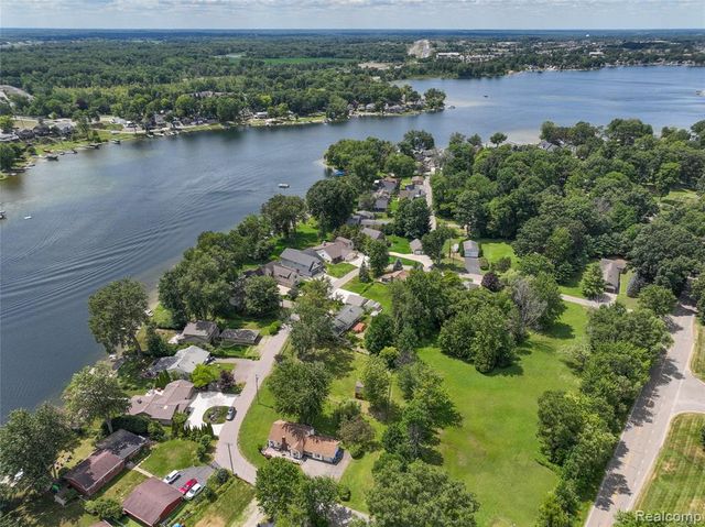 Lot 3 Elmhurst Street, Howell, MI 48843