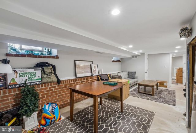 357 LEMONTE ST, Philadelphia, PA 19128