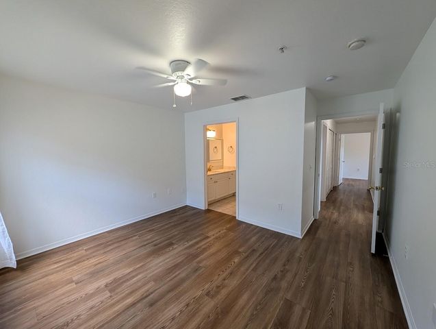 5691 BIDWELL PARKWAY 201, Sarasota, FL 34233