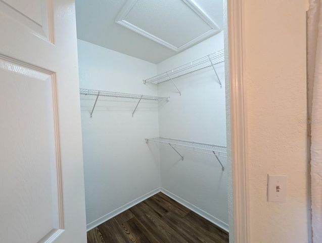 5691 BIDWELL PARKWAY 201, Sarasota, FL 34233
